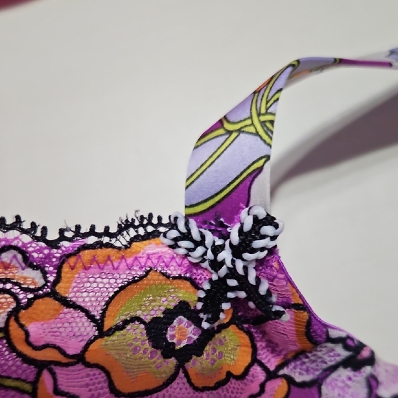 Vibrant Pink and Purple Floral Lace Bra - Picture 4 of 10
